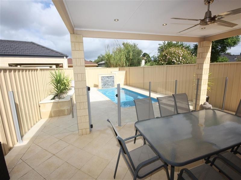 327 Coode Street, Dianella WA 6059