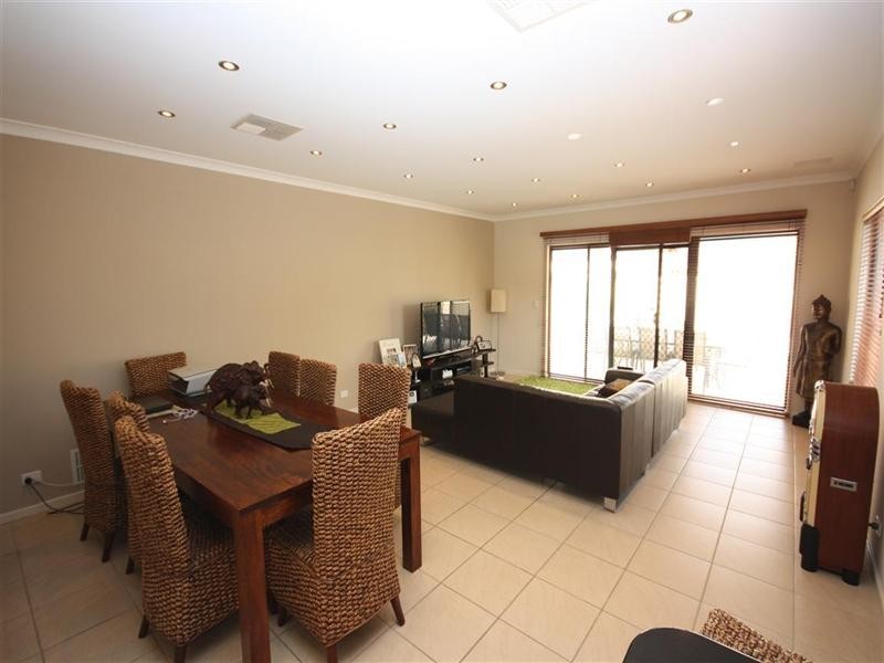 327 Coode Street, Dianella WA 6059