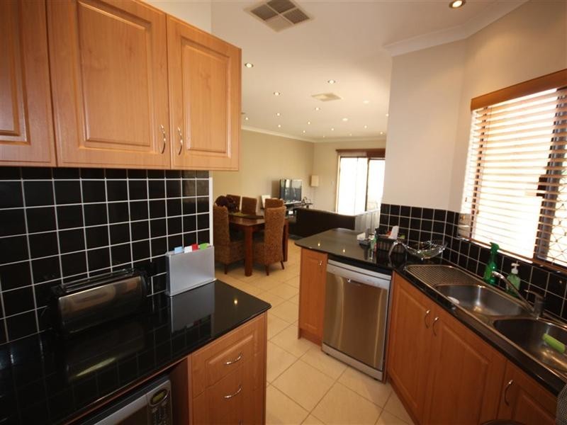 327 Coode Street, Dianella WA 6059