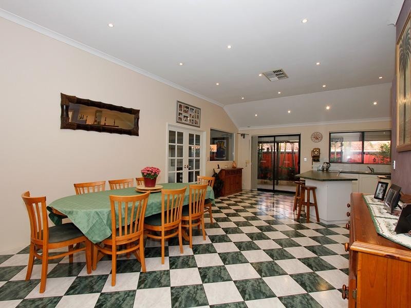 47 Tyndall Circuit, Alexander Heights WA 6064
