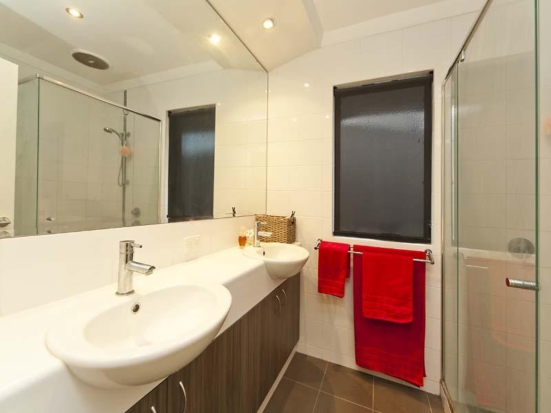 16 Glanton Way, Dianella WA 6059