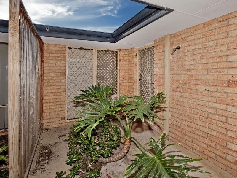 2/4 Awl Court, Mirrabooka WA 6061