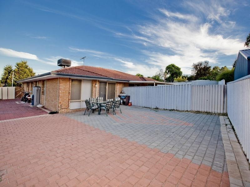 2/4 Awl Court, Mirrabooka WA 6061