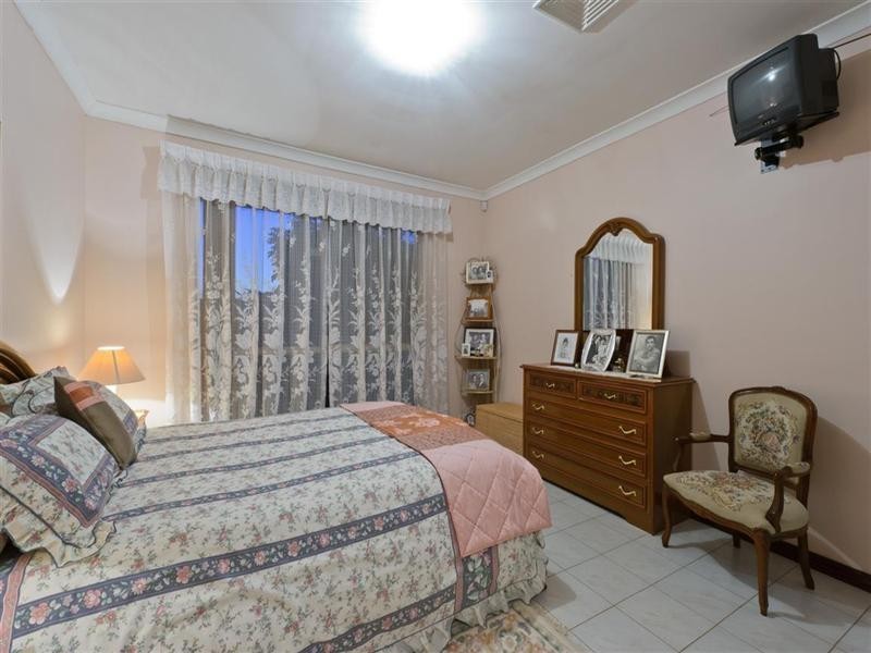 16 Lavender Court, Dianella WA 6059