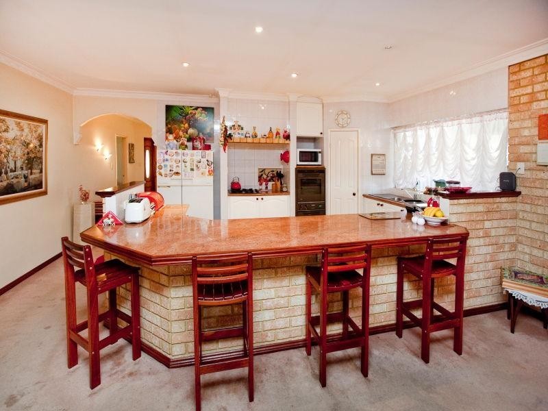 89 Belleview Crescent, Dianella WA 6059