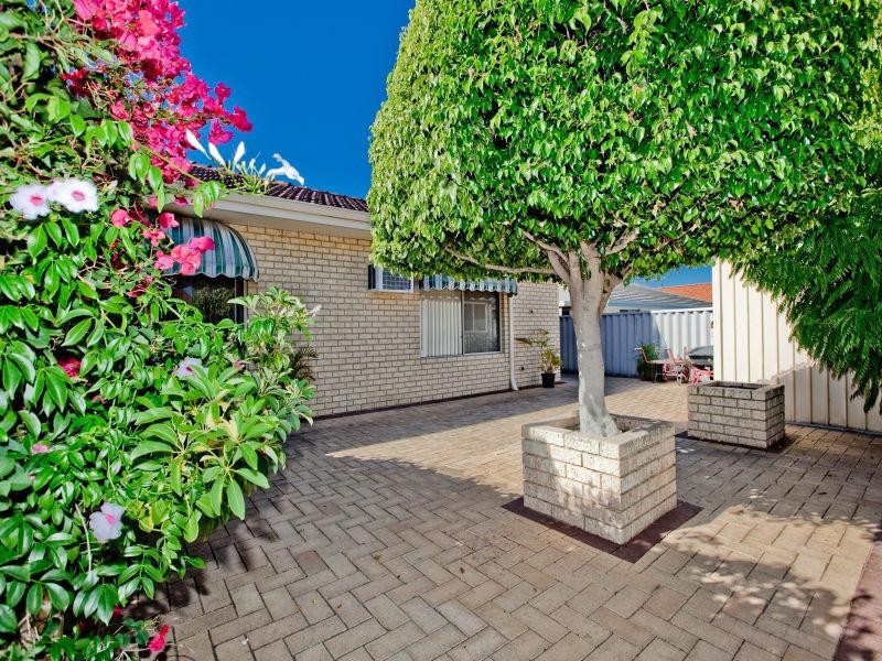 89 Belleview Crescent, Dianella WA 6059