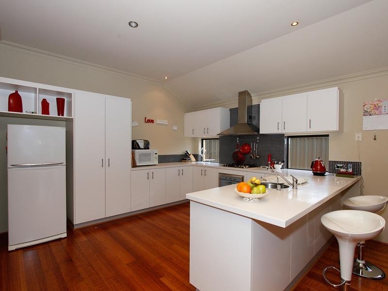 36D Kidman Avenue, South Guildford WA 6055