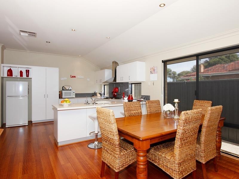 36D Kidman Avenue, South Guildford WA 6055