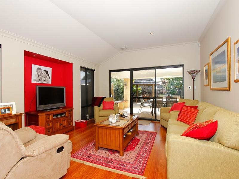 36D Kidman Avenue, South Guildford WA 6055