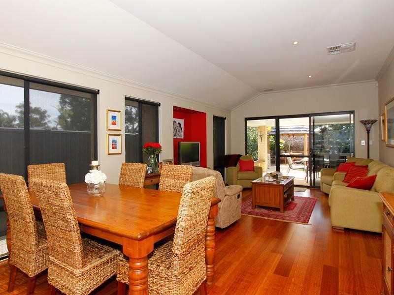 36D Kidman Avenue, South Guildford WA 6055