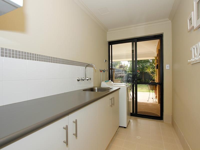 36D Kidman Avenue, South Guildford WA 6055