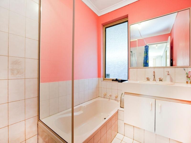 2/69 Hardey Road, Belmont WA 6104