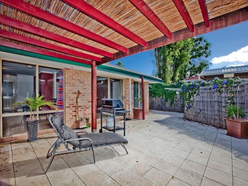 2/69 Hardey Road, Belmont WA 6104