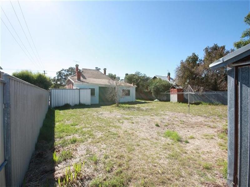 87 Ninth Avenue, Maylands WA 6051