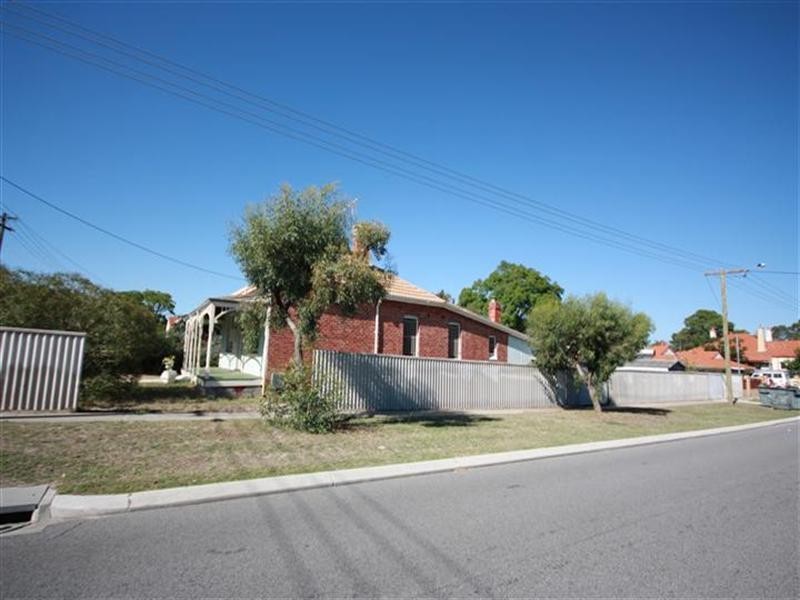 87 Ninth Avenue, Maylands WA 6051