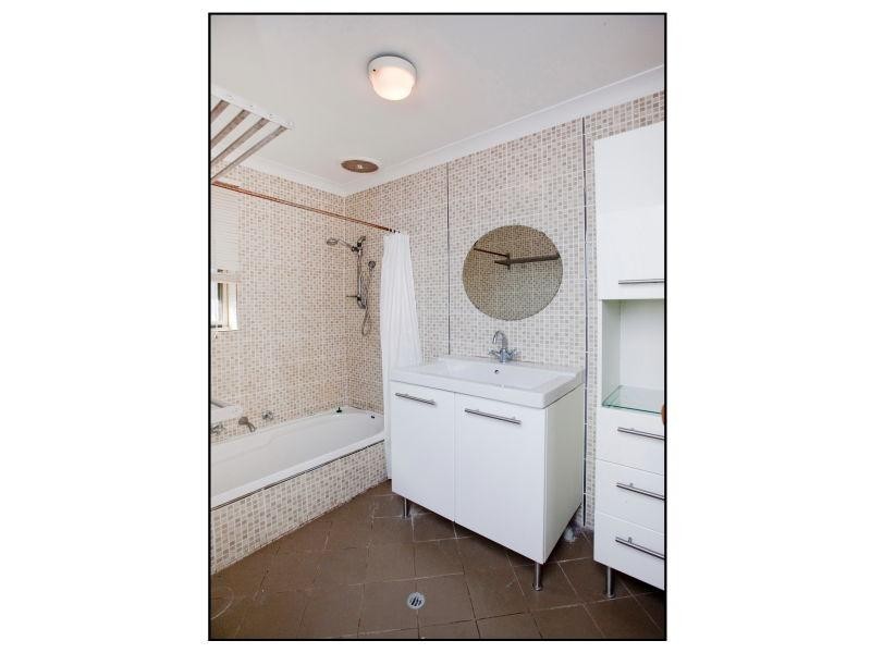 17 Redgate Court, Kiara WA 6054