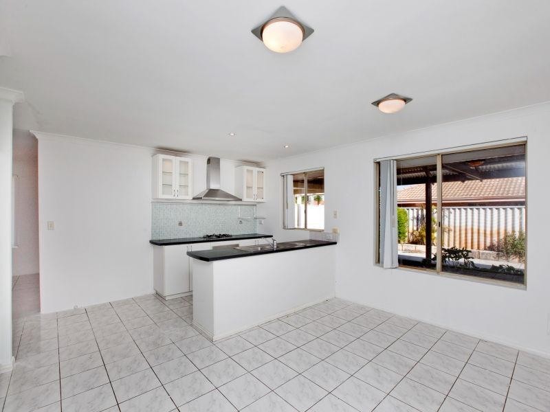 17 Redgate Court, Kiara WA 6054