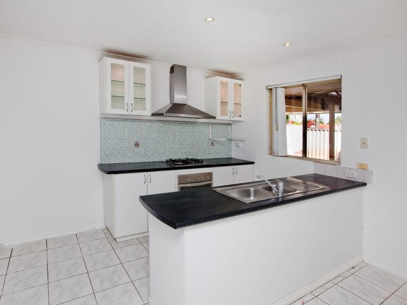 17 Redgate Court, Kiara WA 6054