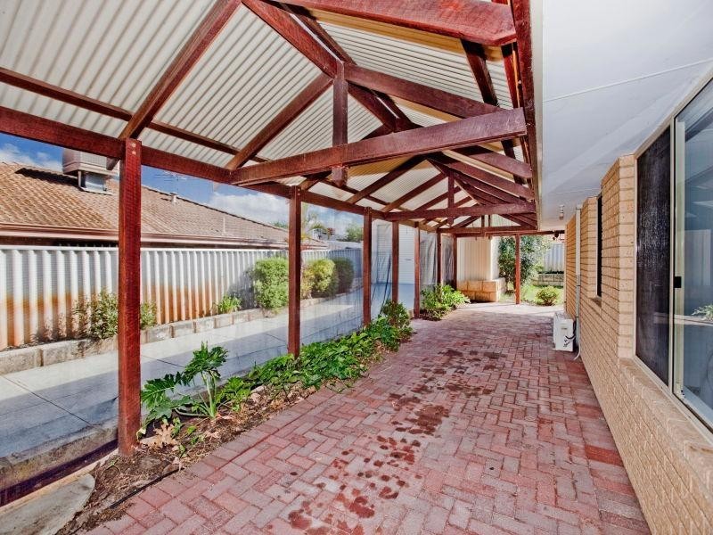 17 Redgate Court, Kiara WA 6054