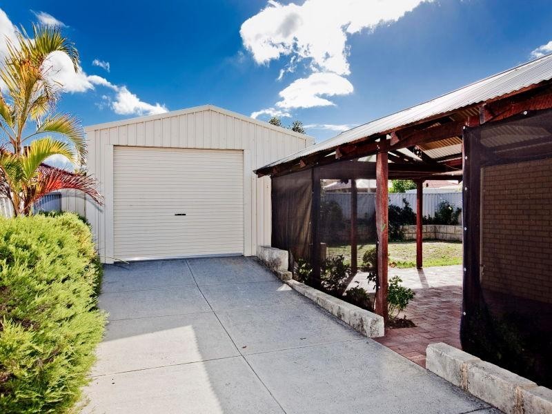 17 Redgate Court, Kiara WA 6054