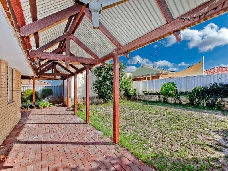 17 Redgate Court, Kiara WA 6054