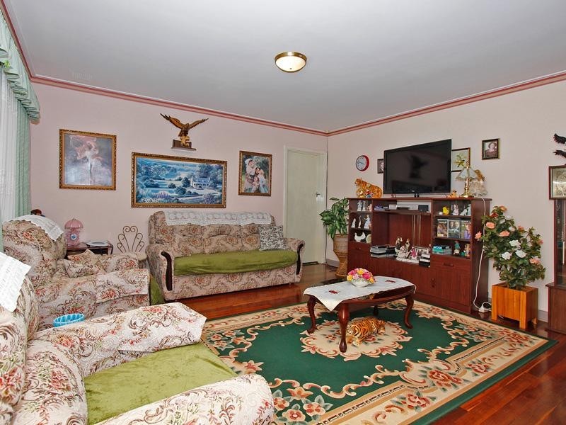 208 Broun Avenue, Embleton WA 6062