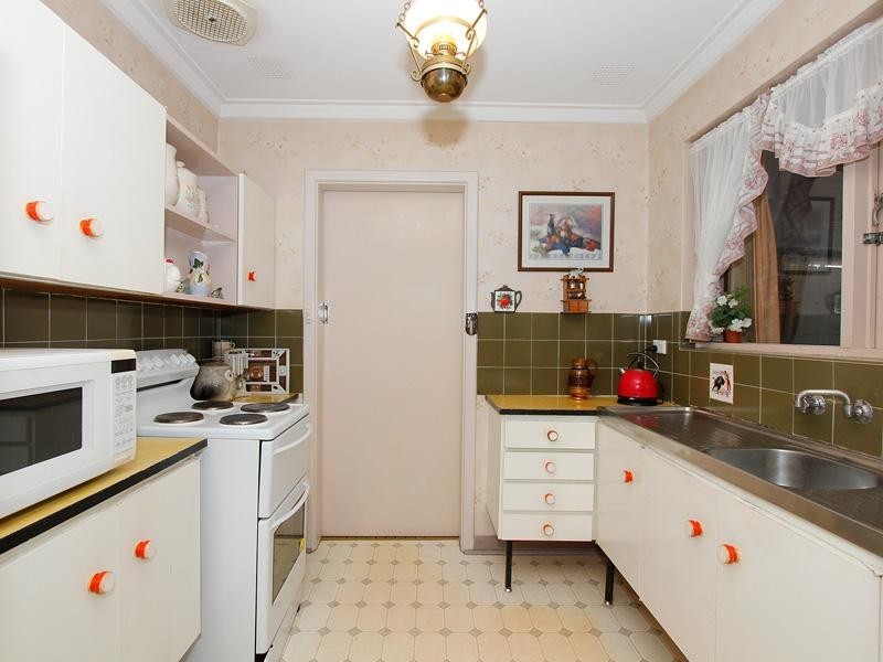 208 Broun Avenue, Embleton WA 6062