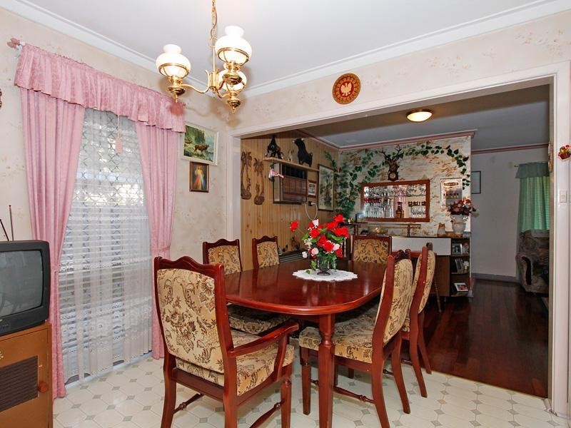 208 Broun Avenue, Embleton WA 6062