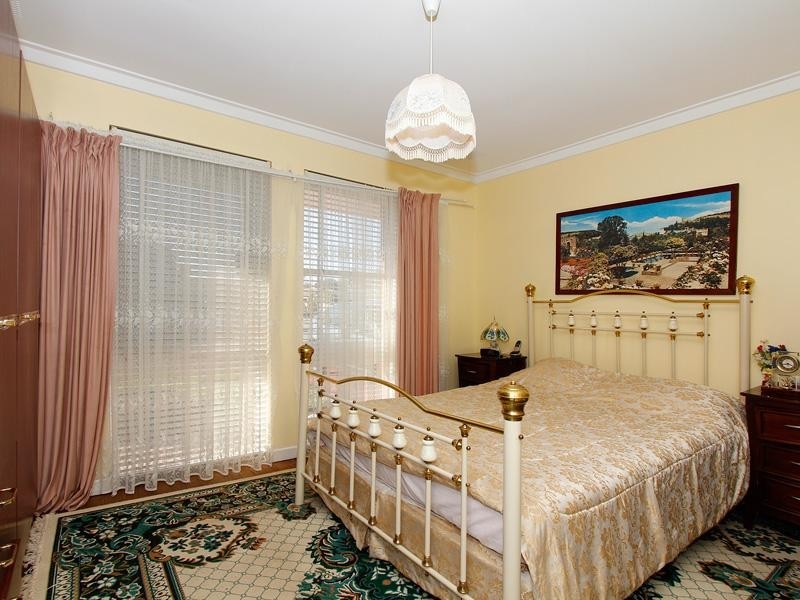 208 Broun Avenue, Embleton WA 6062