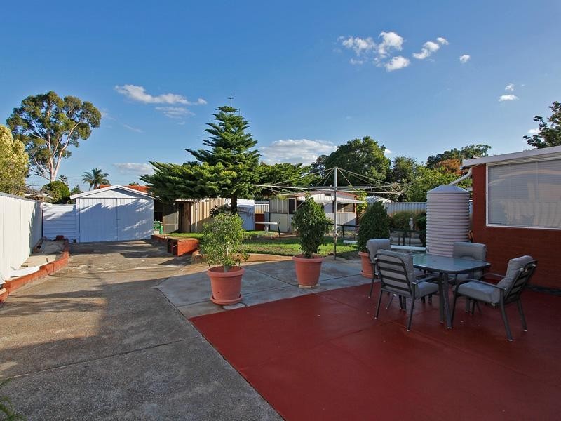 208 Broun Avenue, Embleton WA 6062