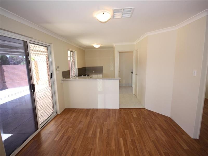 1/119 Walter Road, Dianella WA 6059