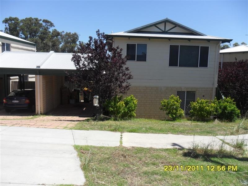 8 Sudlow Street, Embleton WA 6062