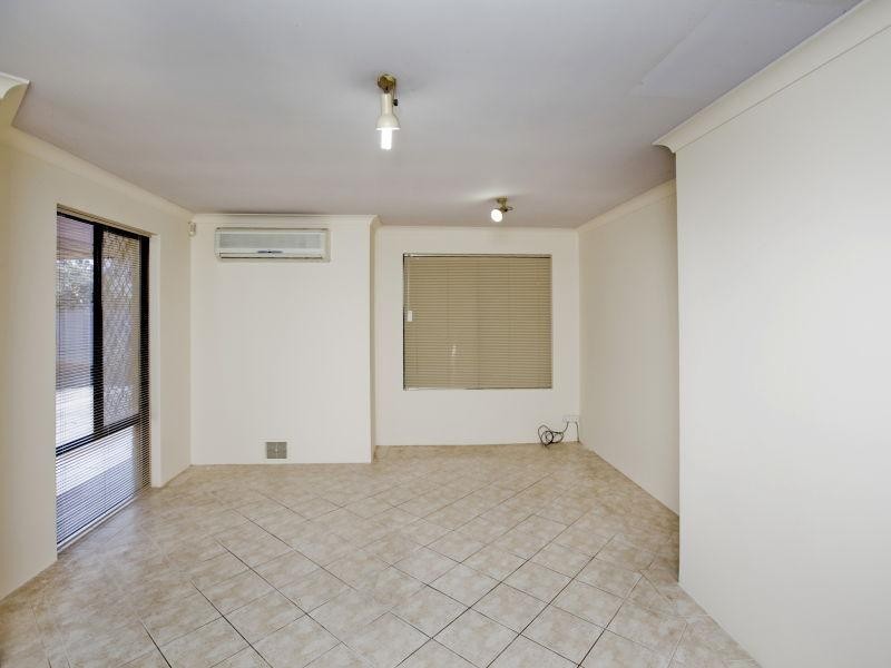 20 Yenisey Cresent, Beechboro WA 6063