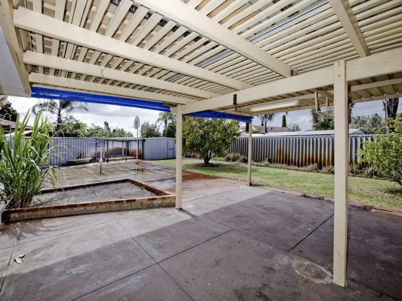 20 Yenisey Cresent, Beechboro WA 6063