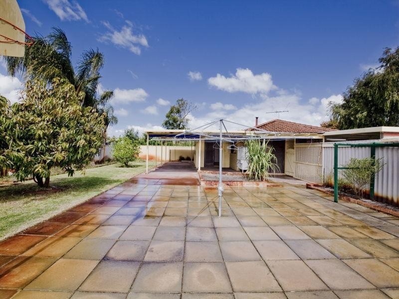 20 Yenisey Cresent, Beechboro WA 6063