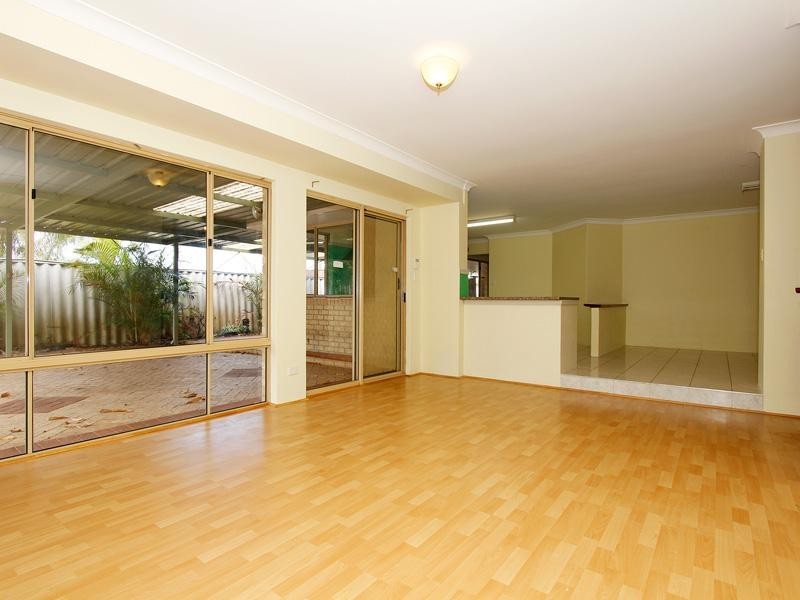 30 Teviot Place, Beechboro WA 6063