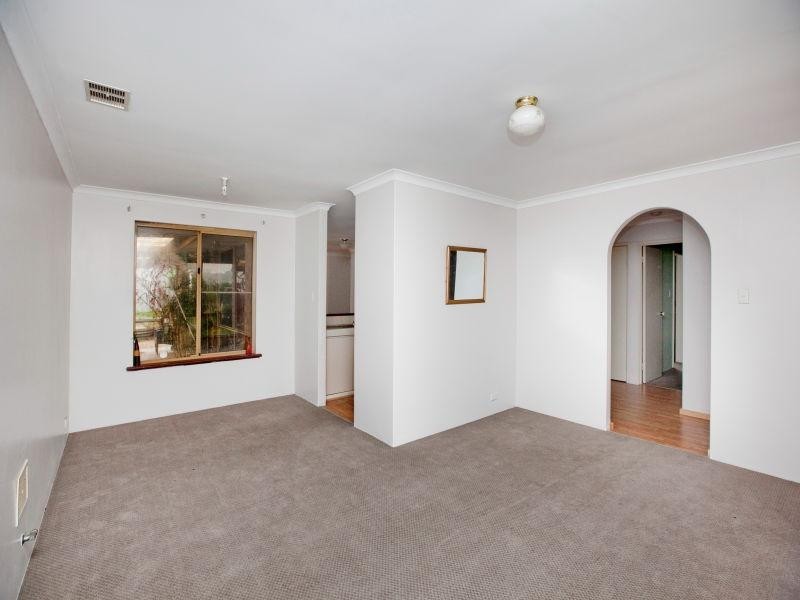 16 Aarons Close, Mirrabooka WA 6061