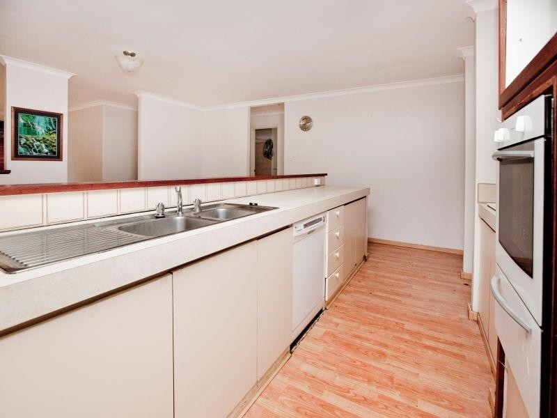 16 Aarons Close, Mirrabooka WA 6061