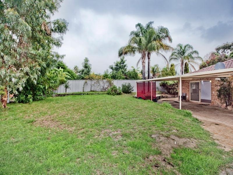 16 Aarons Close, Mirrabooka WA 6061