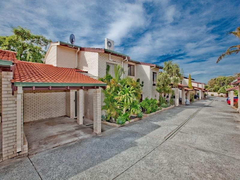 3/4 Hepworth Way, Noranda WA 6062 the real estate agency Sold