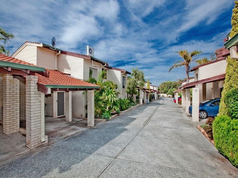 3/4 Hepworth Way, Noranda WA 6062 the real estate agency Sold