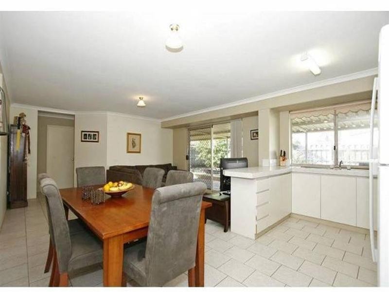 26 Bombay Entrance, Stratton WA 6056