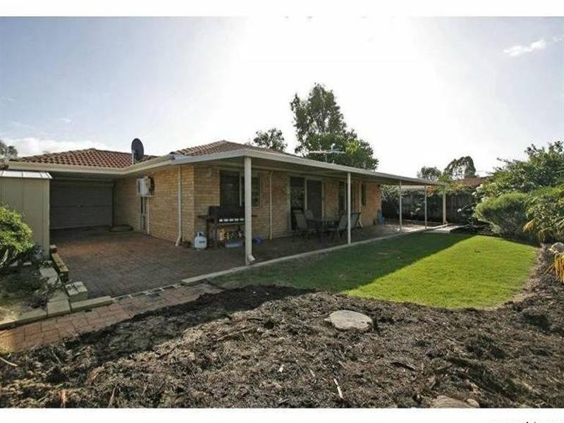 26 Bombay Entrance, Stratton WA 6056