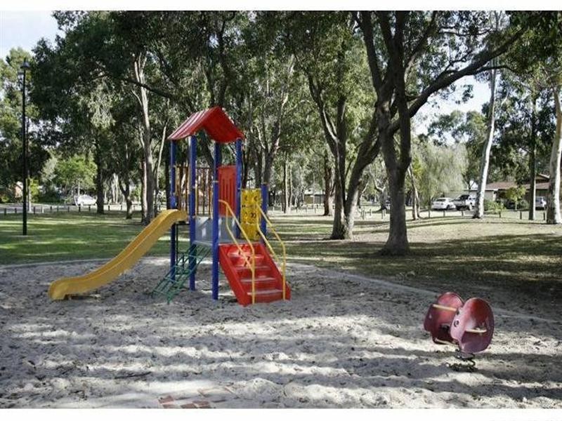 26 Bombay Entrance, Stratton WA 6056