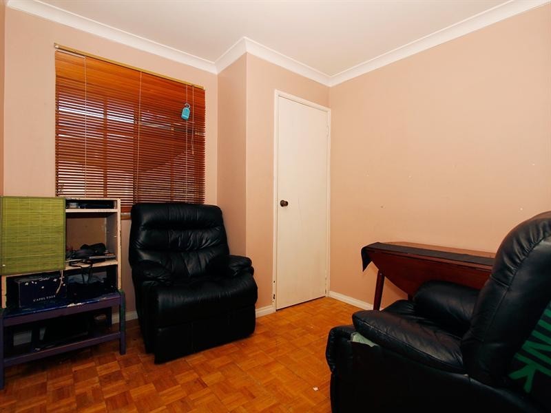 10 Mekong Place, Beechboro WA 6063