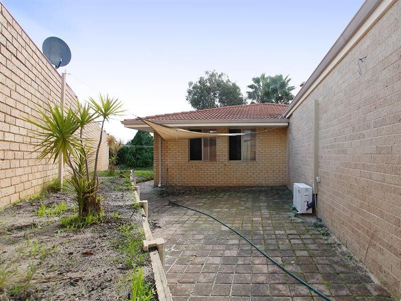 10 Mekong Place, Beechboro WA 6063