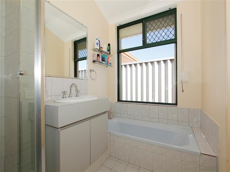 3 Mammoth Court, Ballajura WA 6066
