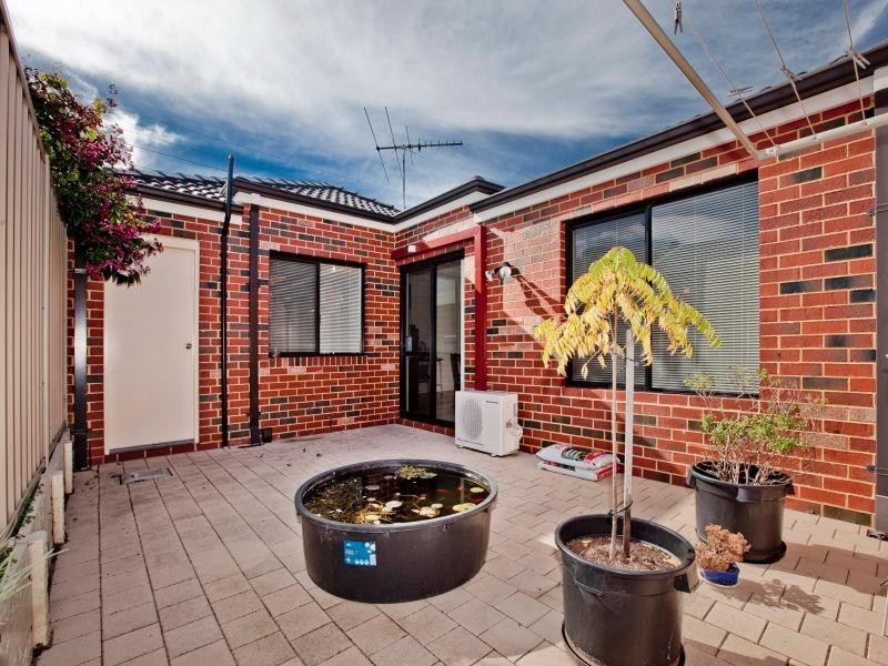 180B Arkana Road, Westminster WA 6061