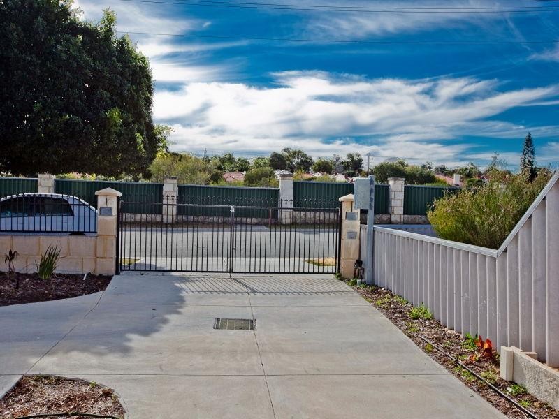 180B Arkana Road, Westminster WA 6061