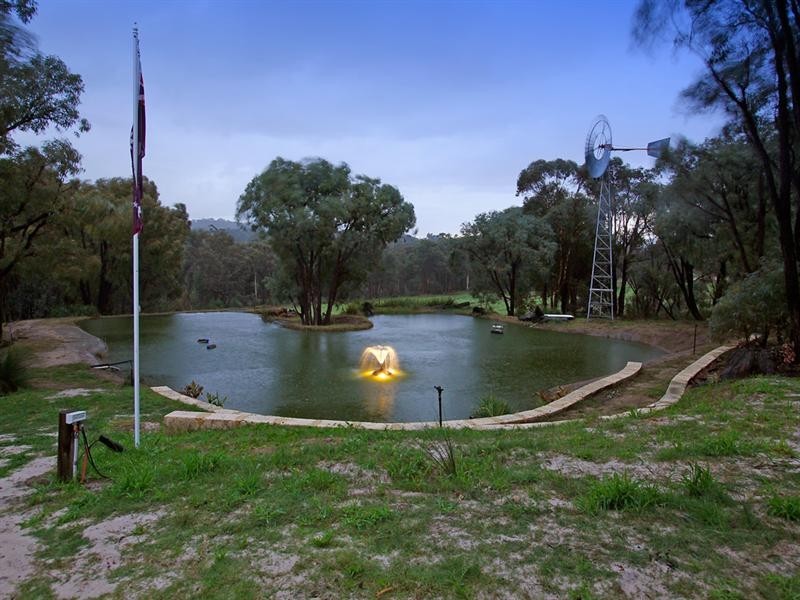 2018 Chittering Road, Lower Chittering WA 6084